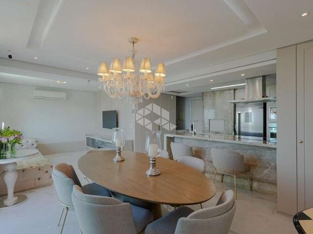 Apartamento para Venda em Porto Alegre/RS Três Figueiras 3 Quartos