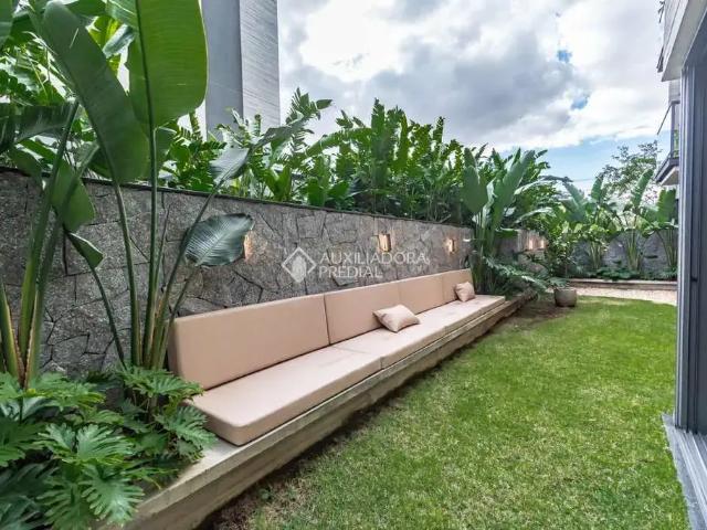 Apartamento para Venda em Porto Alegre/RS Três Figueiras 3 Quartos