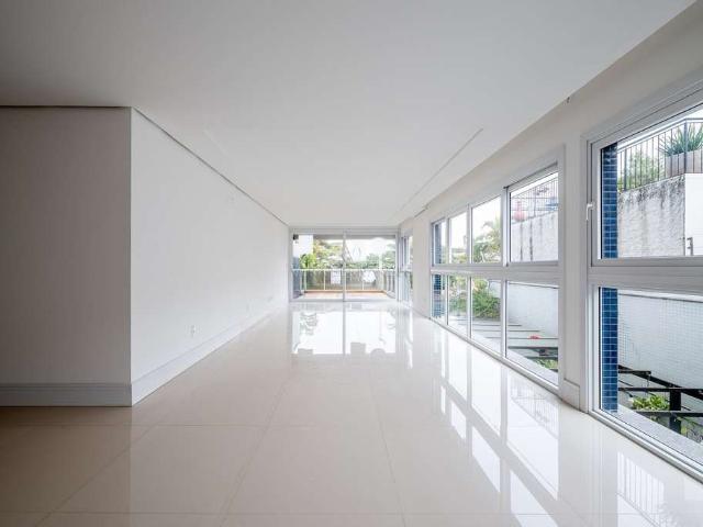Apartamento para Venda em Porto Alegre/RS Vila Assunção 3 Quartos