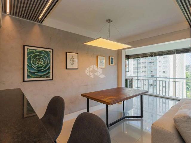 Apartamento para Venda em Porto Alegre/RS Vila Ipiranga 2 Quartos