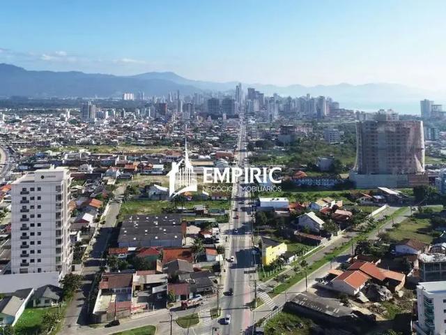 Apartamento para Venda em Porto Belo/SC Jardim Dourado 3 Quartos