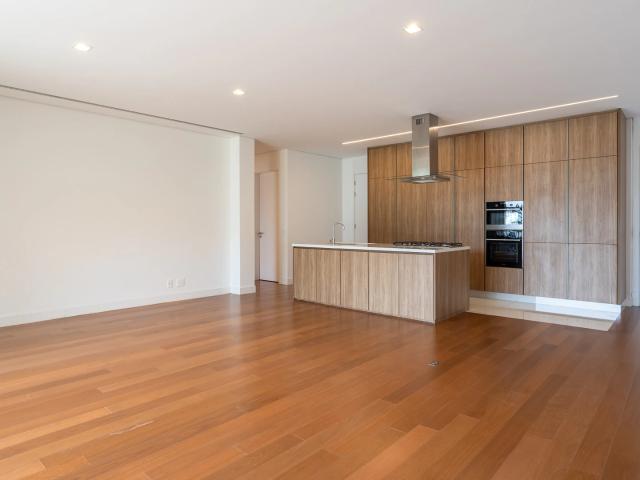 Apartamento para Venda em Porto Feliz/SP Village 3 Quartos