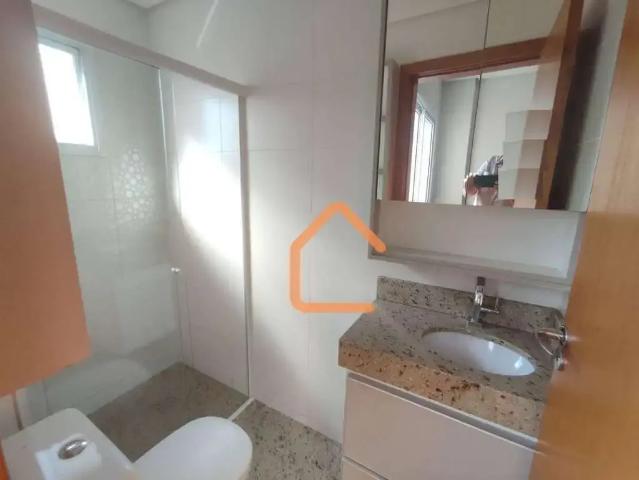 Apartamento para Venda em Pouso Alegre/MG Santa Lúcia 3 Quartos