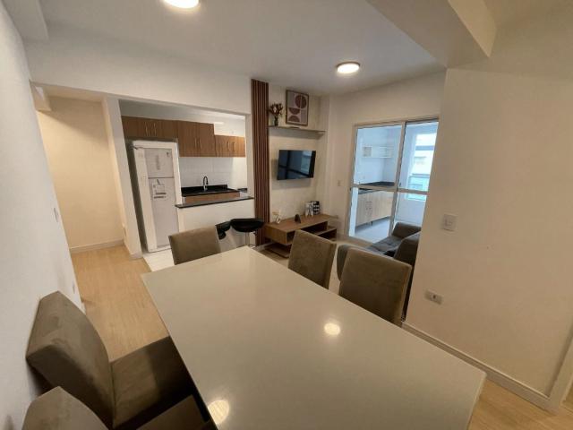 Apartamento para Venda em Praia Grande/SP Ocian 2 Quartos