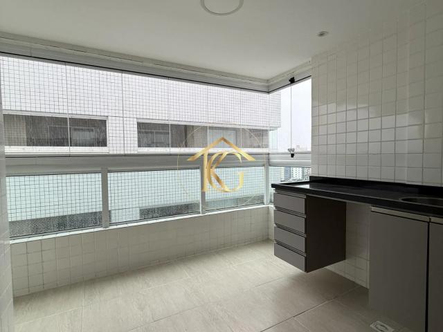 Apartamento para Venda em Praia Grande/SP Ocian 2 Quartos