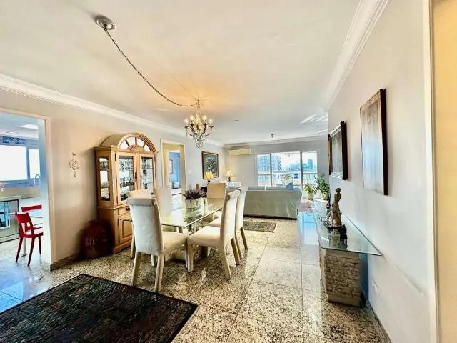 Apartamento para Venda em Praia Grande/SP Aviação 4 Quartos