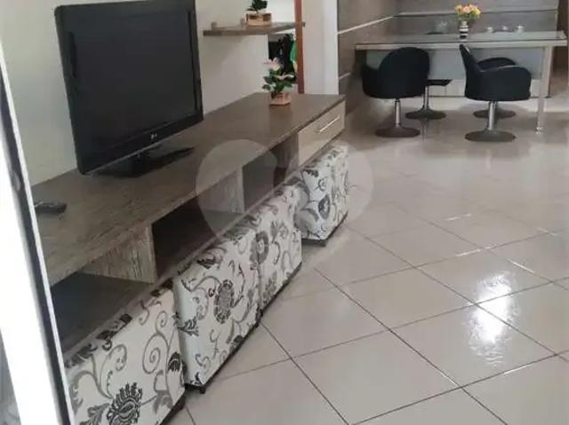 Apartamento para Venda em Praia Grande/SP Aviação 2 Quartos