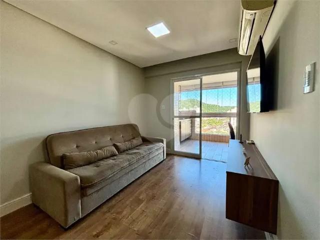 Apartamento para Venda em Praia Grande/SP Canto do Forte 2 Quartos