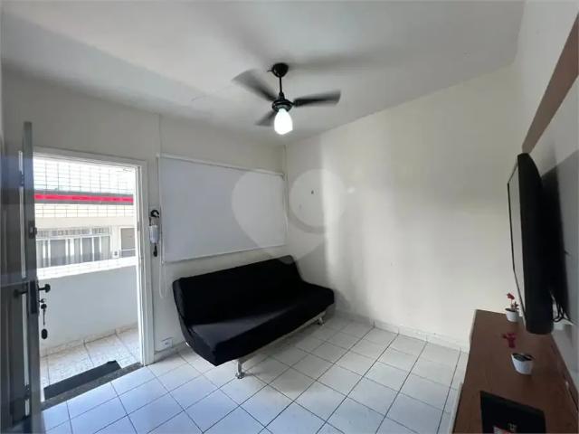 Apartamento para Venda em Praia Grande/SP Guilhermina 1 Quartos
