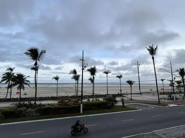 Apartamento para Venda em Praia Grande/SP Guilhermina 1 Quartos
