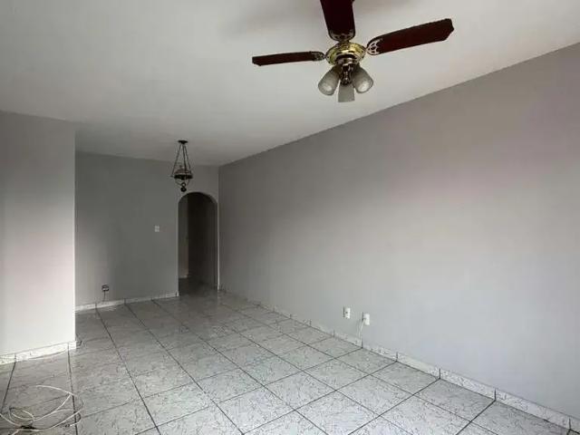 Apartamento para Venda em Praia Grande/SP Guilhermina 2 Quartos