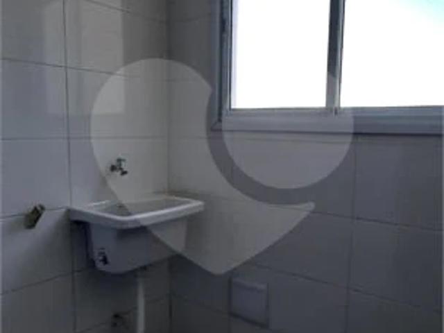 Apartamento para Venda em Praia Grande/SP Guilhermina 2 Quartos