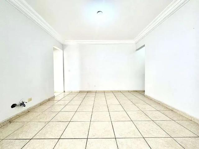 Apartamento para Venda em Praia Grande/SP Guilhermina 2 Quartos