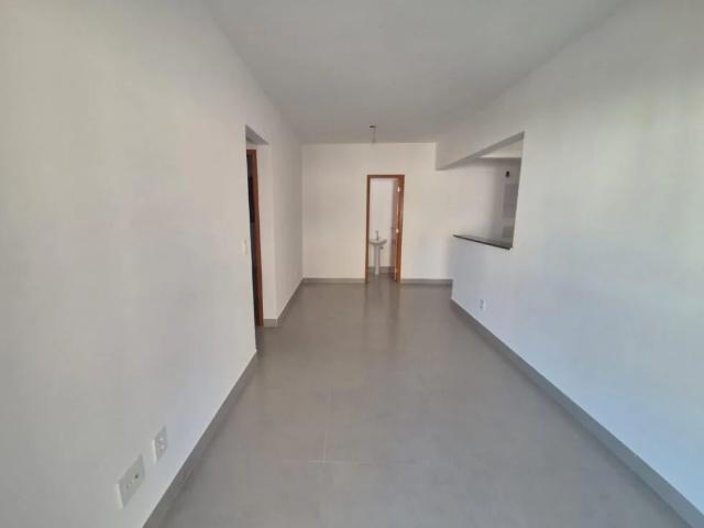 Apartamento para Venda em Praia Grande/SP Guilhermina 2 Quartos