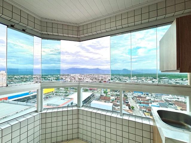 Apartamento para Venda em Praia Grande/SP Guilhermina 2 Quartos
