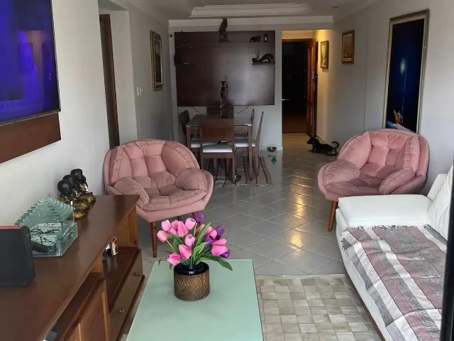 Apartamento para Venda em Praia Grande/SP Guilhermina 2 Quartos