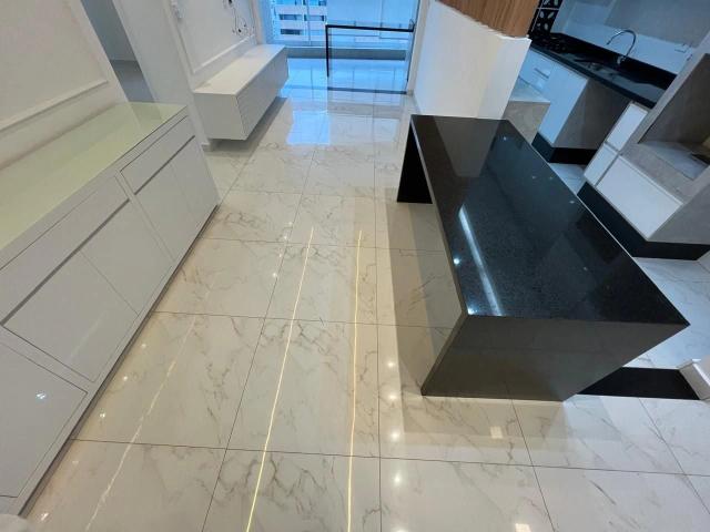 Apartamento para Venda em Praia Grande/SP Guilhermina 2 Quartos