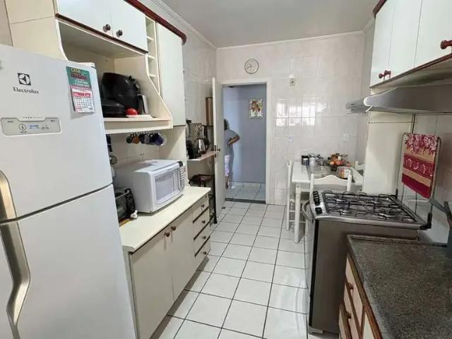Apartamento para Venda em Praia Grande/SP Guilhermina 2 Quartos
