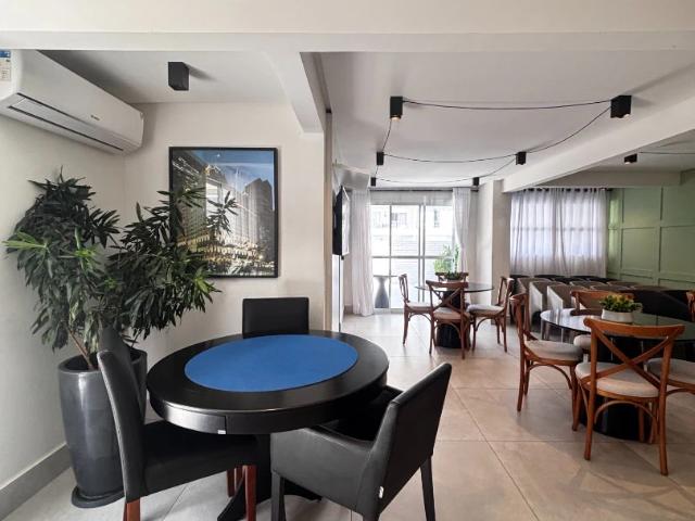 Apartamento para Venda em Praia Grande/SP Guilhermina 2 Quartos