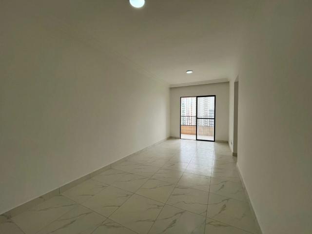 Apartamento para Venda em Praia Grande/SP Tupi 2 Quartos