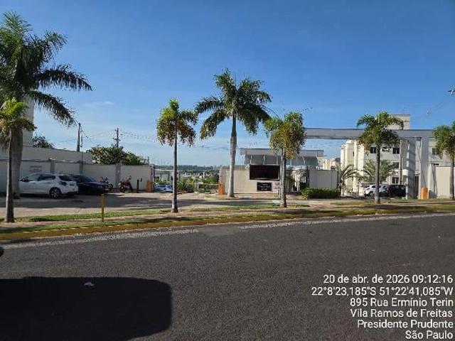 Apartamento para Venda em Presidente Prudente/SP Jardim Itatiaia 2 Quartos