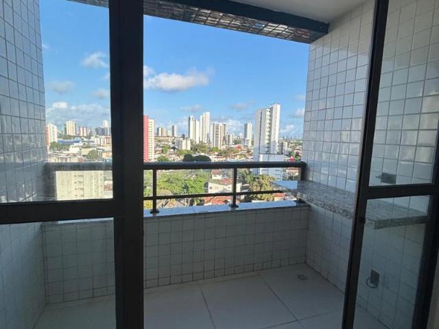 Apartamento para Venda em Recife/PE Madalena 2 Quartos