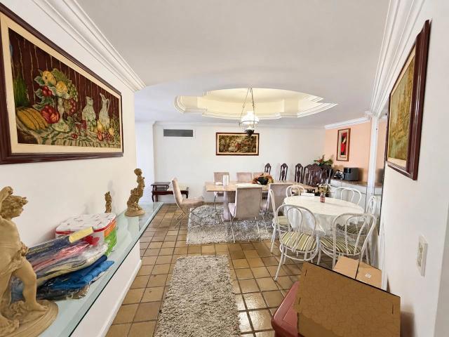 Apartamento para Venda em Recife/PE Boa Viagem 4 Quartos