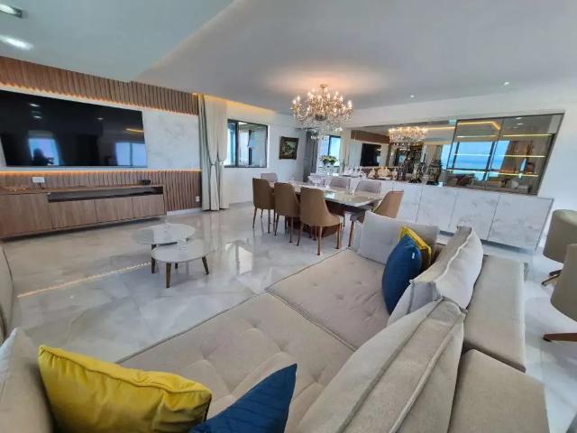 Apartamento para Venda em Recife/PE Boa Viagem 4 Quartos