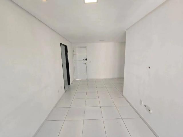 Apartamento para Venda em Recife/PE Casa Amarela 2 Quartos