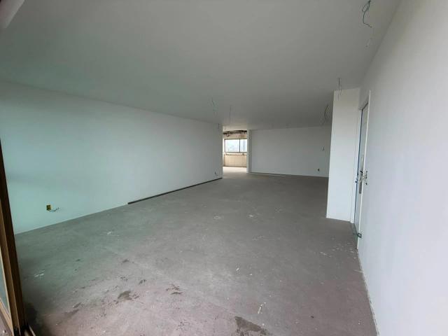 Apartamento para Venda em Recife/PE Casa Amarela 2 Quartos