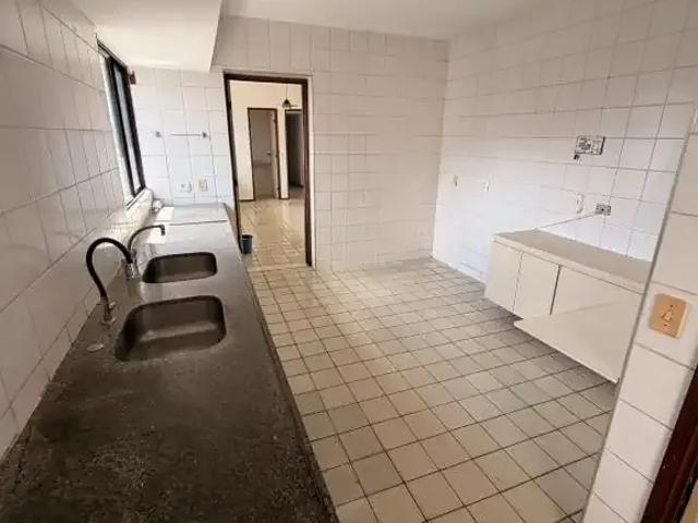 Apartamento para Venda em Recife/PE Casa Forte 4 Quartos