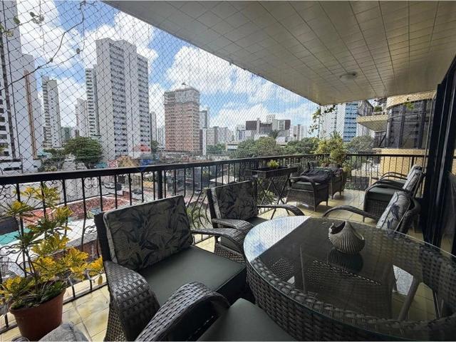 Apartamento para Venda em Recife/PE Casa Forte 6 Quartos