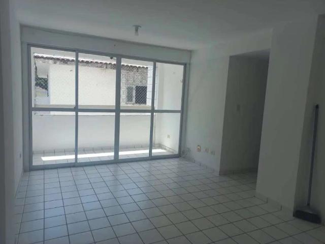 Apartamento para Venda em Recife/PE Encruzilhada 3 Quartos