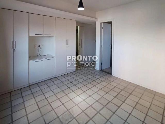 Apartamento para Venda em Recife/PE Espinheiro 4 Quartos