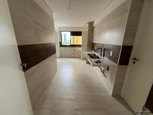 Apartamento para Venda em Recife/PE Graças 4 Quartos