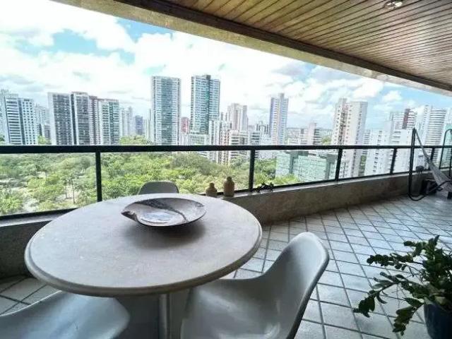 Apartamento para Venda em Recife/PE Graças 4 Quartos