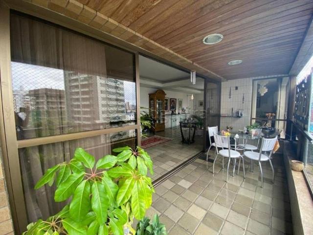 Apartamento para Venda em Recife/PE Graças 4 Quartos