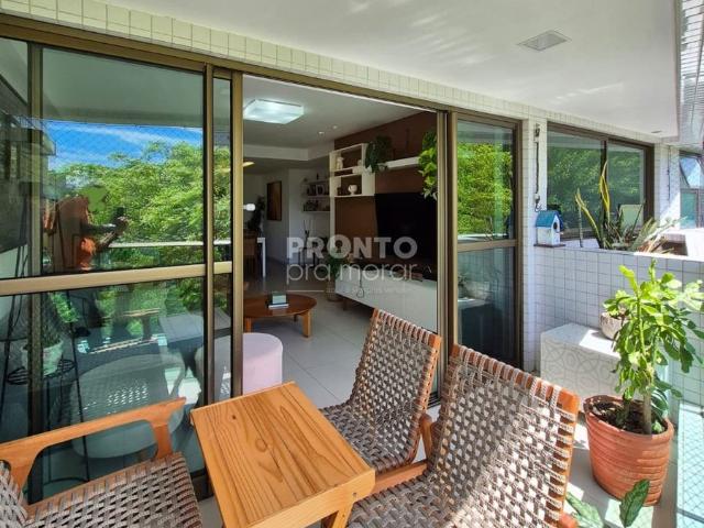 Apartamento para Venda em Recife/PE Graças 3 Quartos