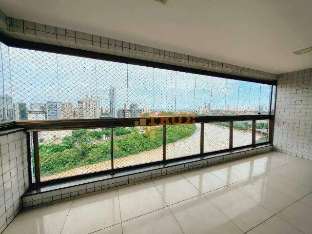Apartamento para Venda em Recife/PE Ilha do Retiro 4 Quartos