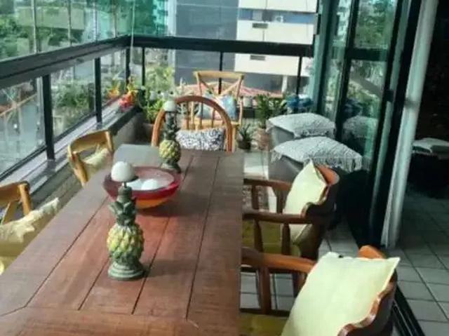Apartamento para Venda em Recife/PE Ilha do Retiro 4 Quartos