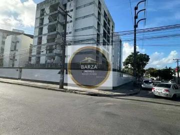 Apartamento à venda em Rua Comandante Bento de Aguiar - Elevador