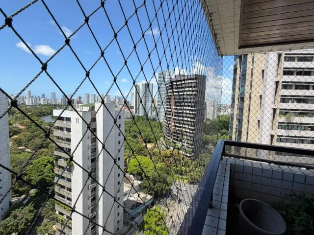 Apartamento para Venda em Recife/PE Jaqueira 4 Quartos
