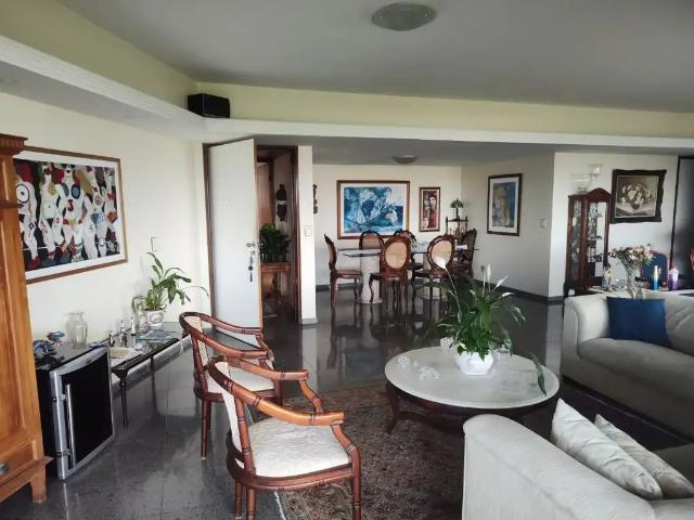 Apartamento para Venda em Recife/PE Jaqueira 4 Quartos