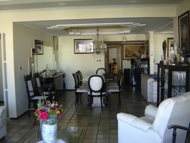 Apartamento para Venda em Recife/PE Jaqueira 5 Quartos