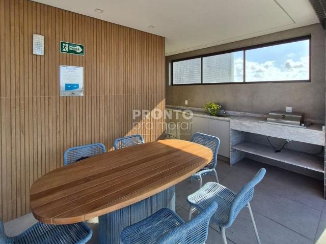 Apartamento para Venda em Recife/PE Pina 4 Quartos