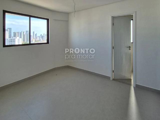 Apartamento para Venda em Recife/PE Pina 4 Quartos