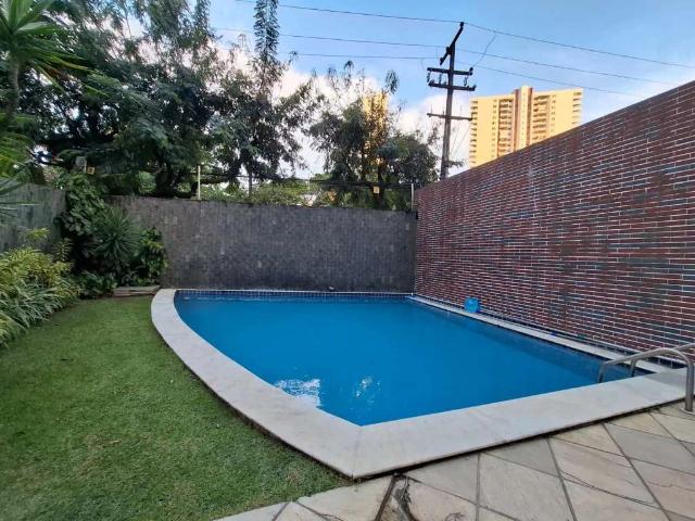 Apartamento para Venda em Recife/PE Torre 4 Quartos