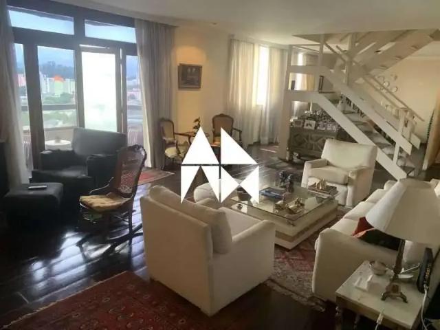 Apartamento para Venda em Resende/RJ Centro 3 Quartos