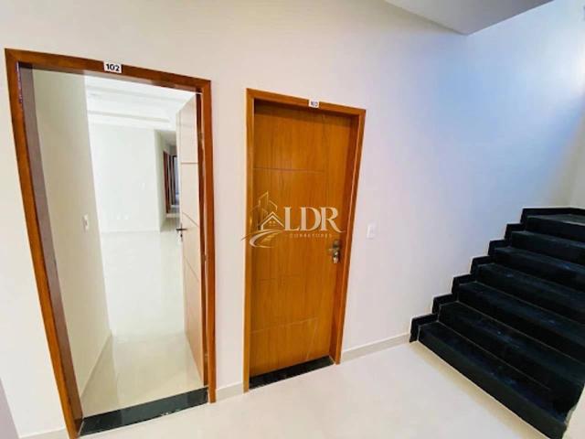 Apartamento para Venda em Rio das Ostras/RJ Costazul 3 Quartos