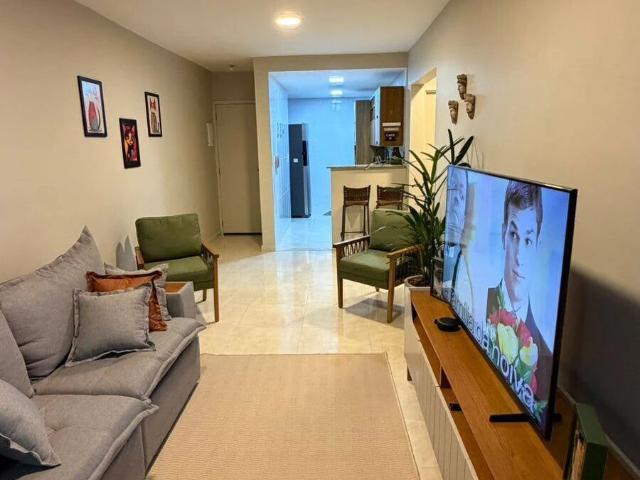 Apartamento para Venda em Rio das Ostras/RJ Costazul 2 Quartos
